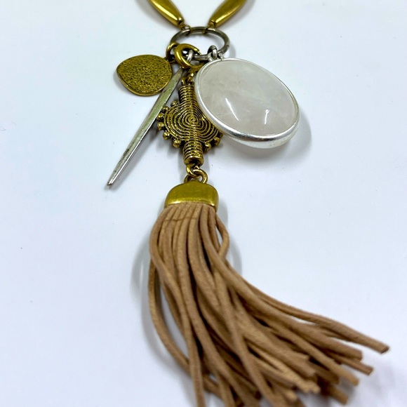 Stella & Dot Signed Long Necklace with Tassel and Quartz Pendants - Picture 4 of 6
